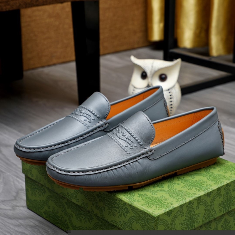 G*u*i leather shoes
